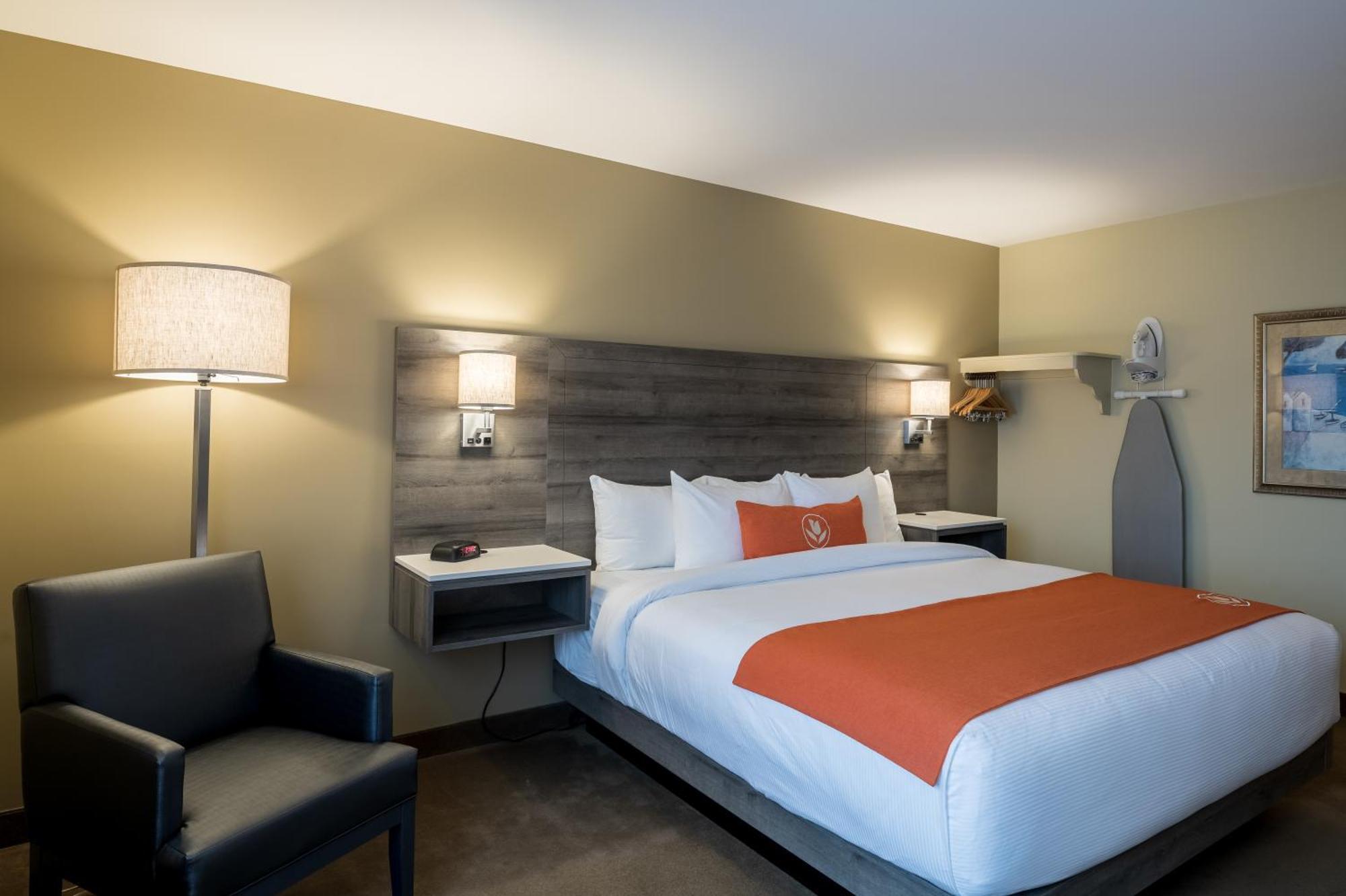 Amsterdam & Motel 3*